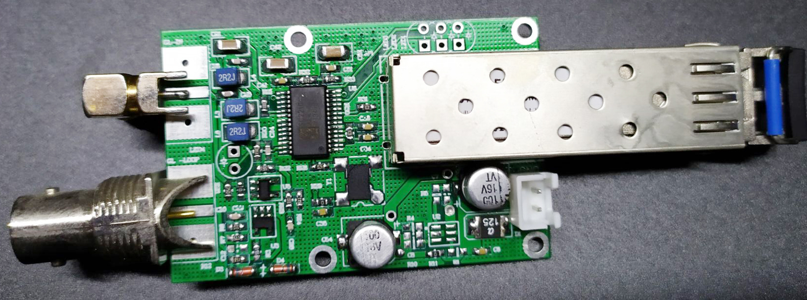 Genlock over Fiber Extender2.jpg